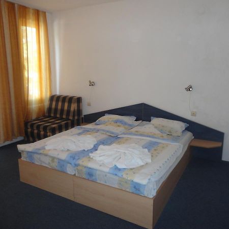 Hotel Kalina Primorsko Extérieur photo