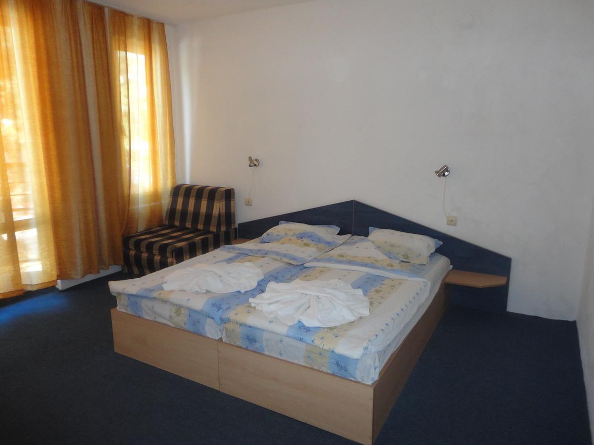 Hotel Kalina Primorsko Extérieur photo